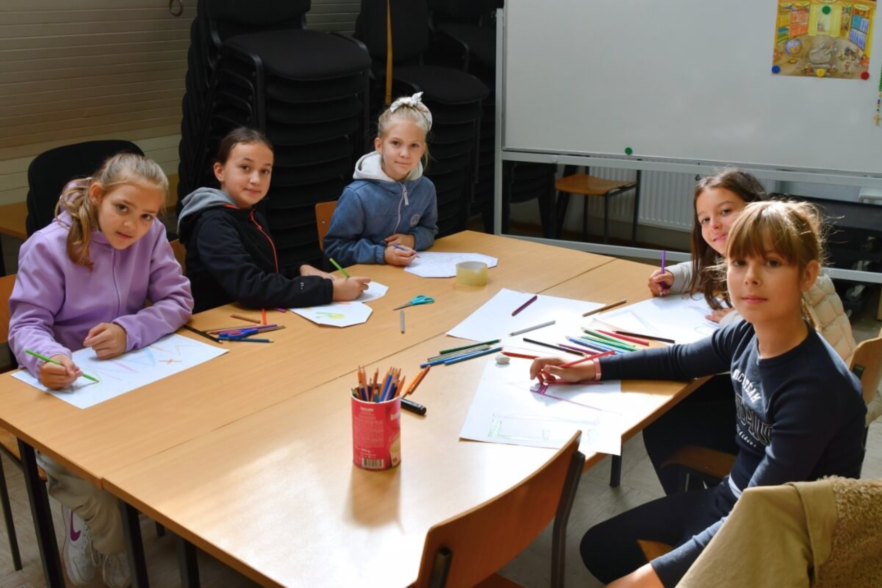 03_e2dd63c3-c2bd-4ae9-b866-5bab42fecbd5